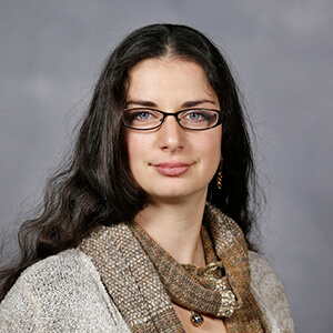 Kaitlin Friedman — Customized Insurance Programs & Alternative Market Solutions